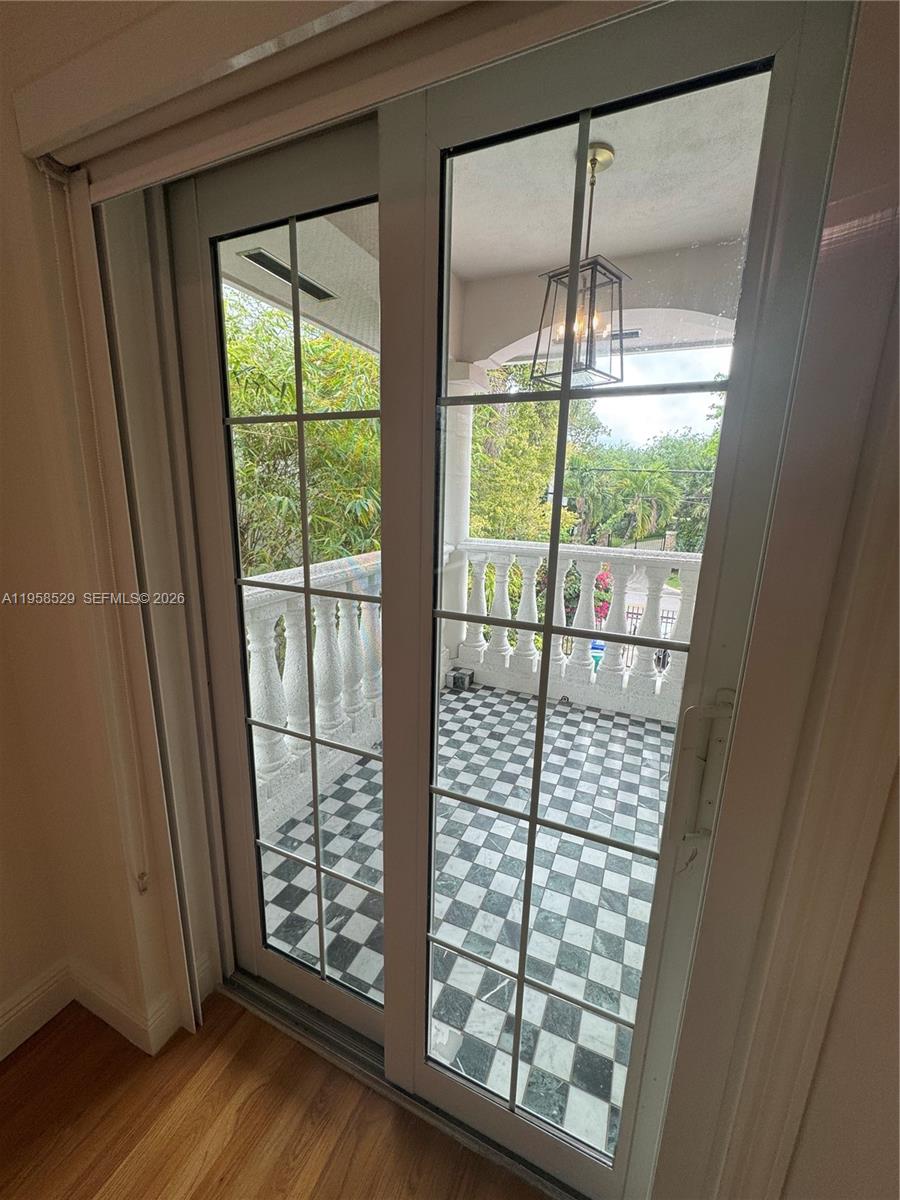 RHODES AMD NEW BISC - Residential