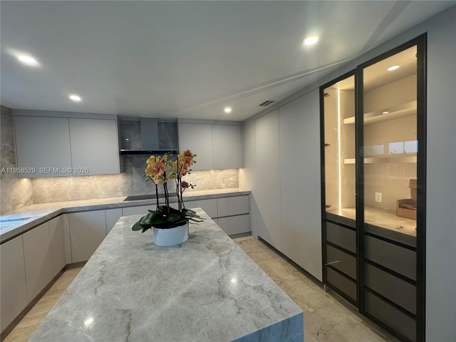 RHODES AMD NEW BISC - Residential