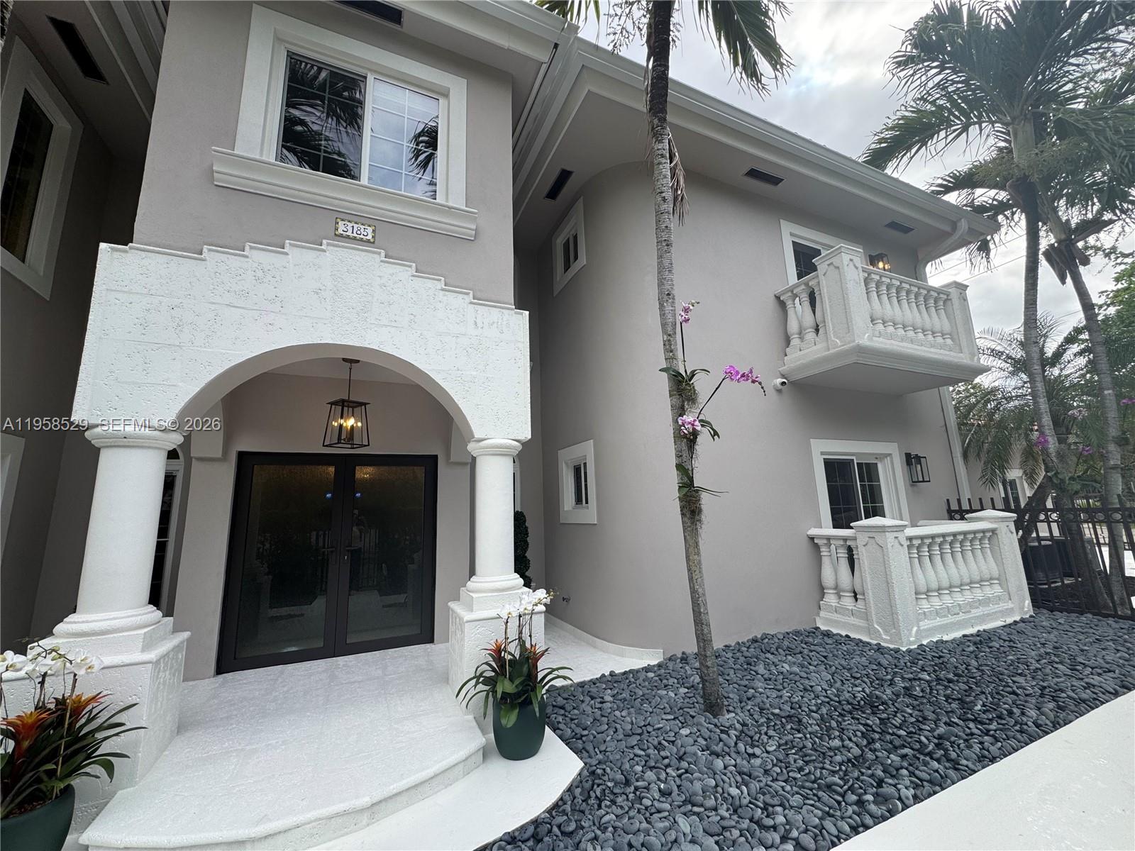 RHODES AMD NEW BISC - Residential