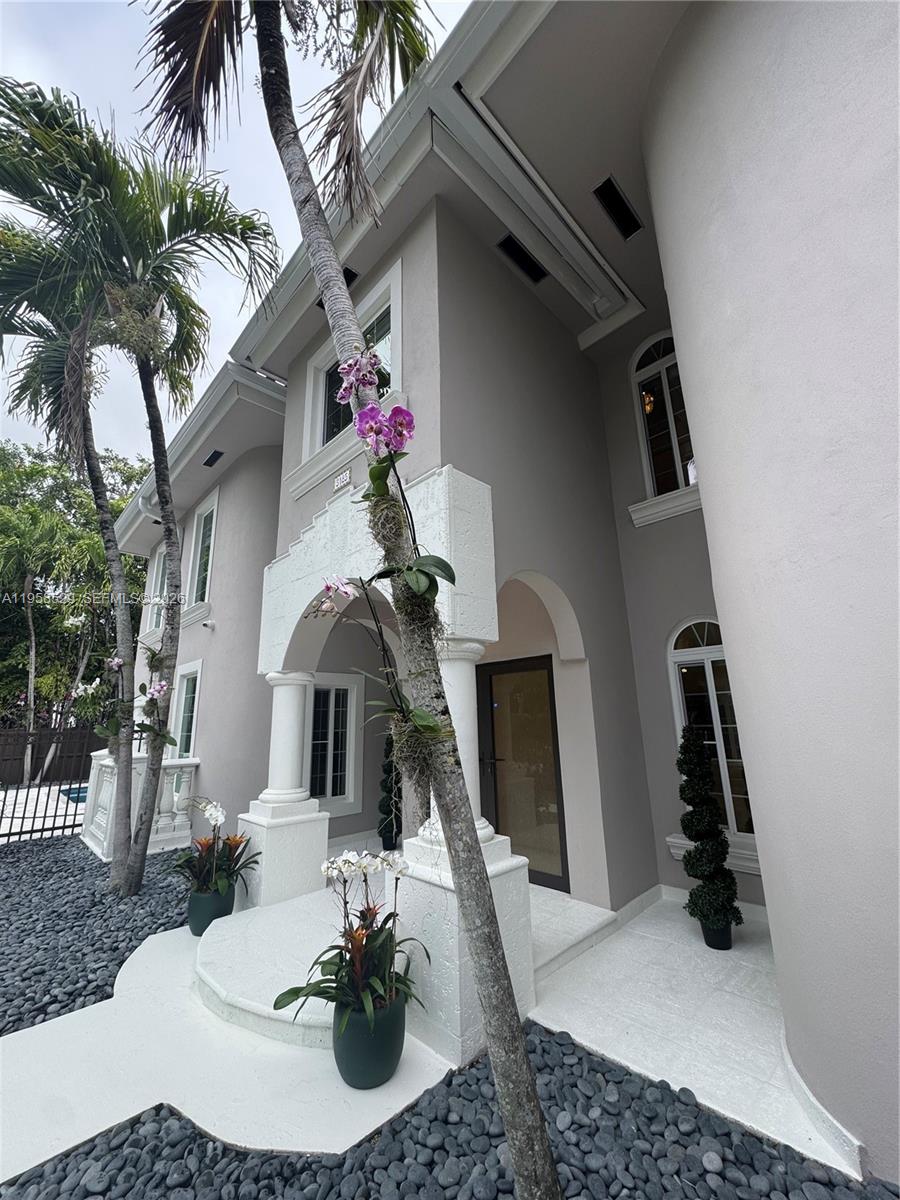 RHODES AMD NEW BISC - Residential