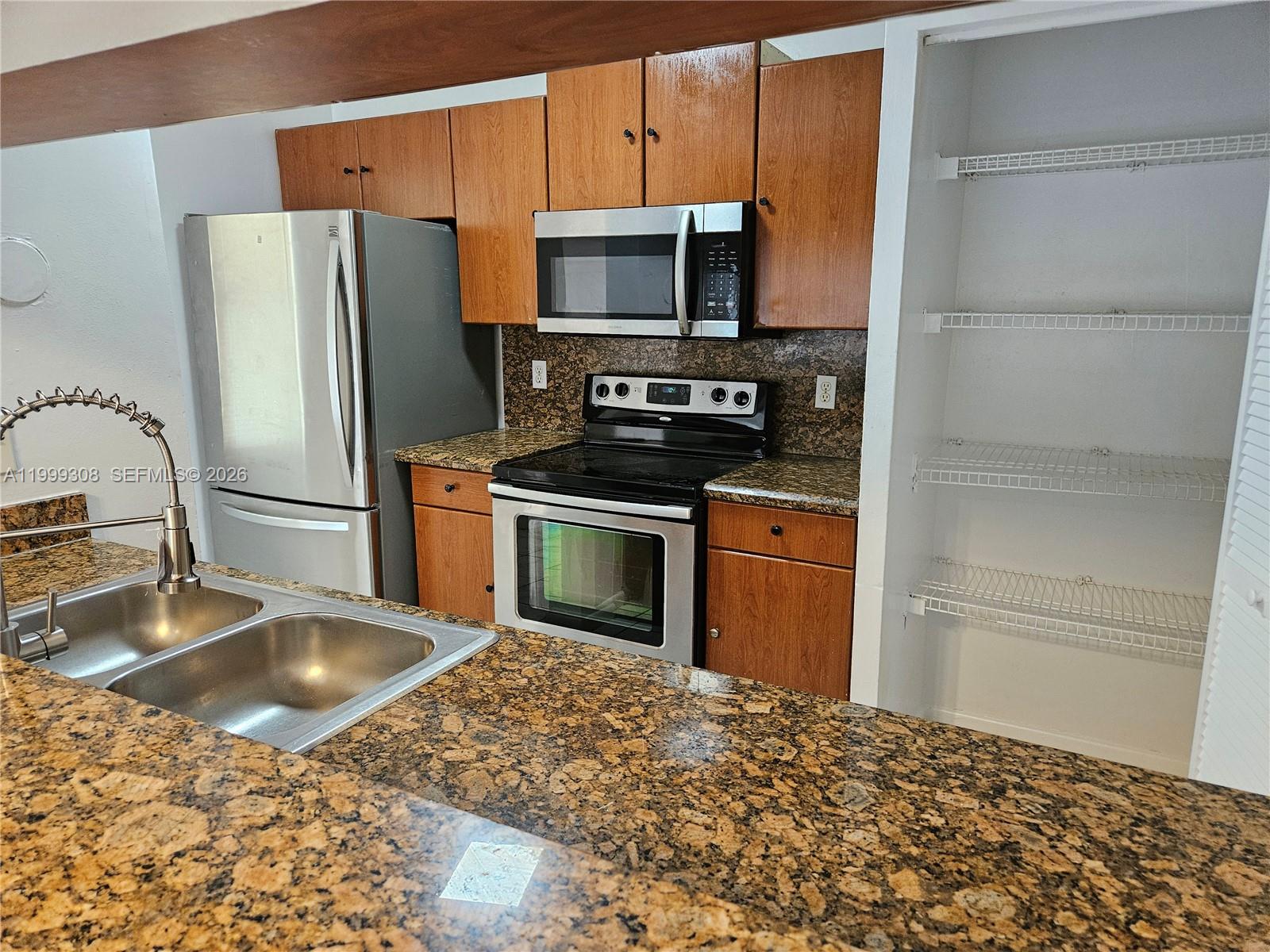 CORAL WEST CONDO - Residential Lease