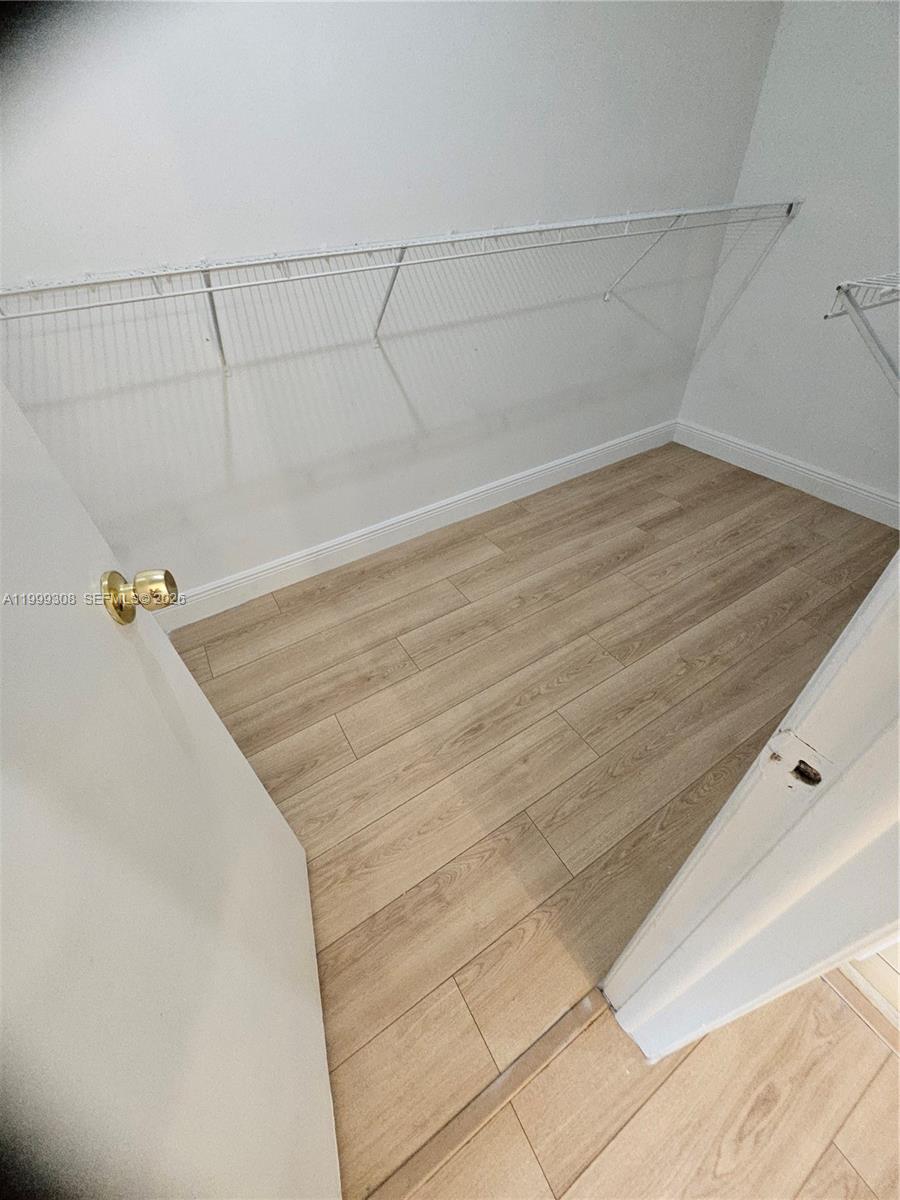 CORAL WEST CONDO - Residential Lease