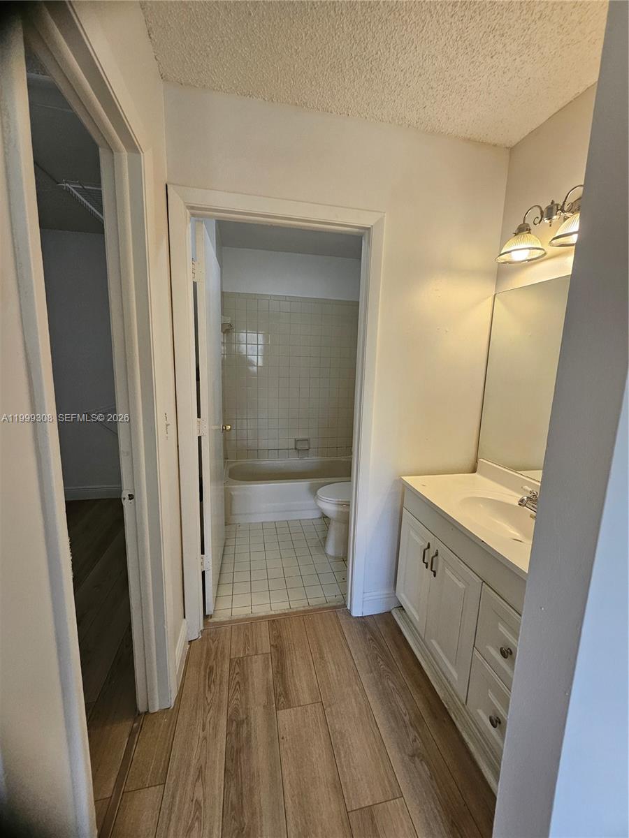 CORAL WEST CONDO - Residential Lease