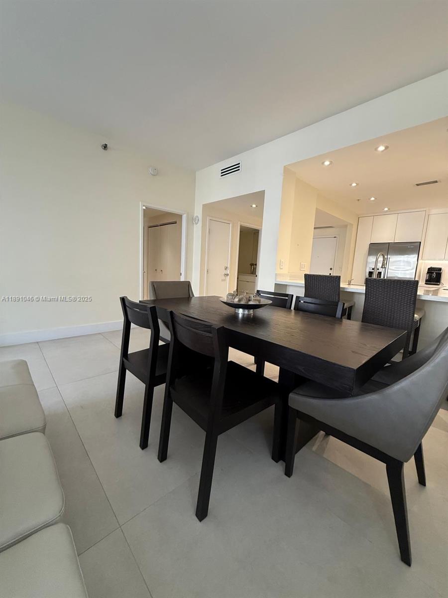 KEY COLONY NO 1 - Residential Lease