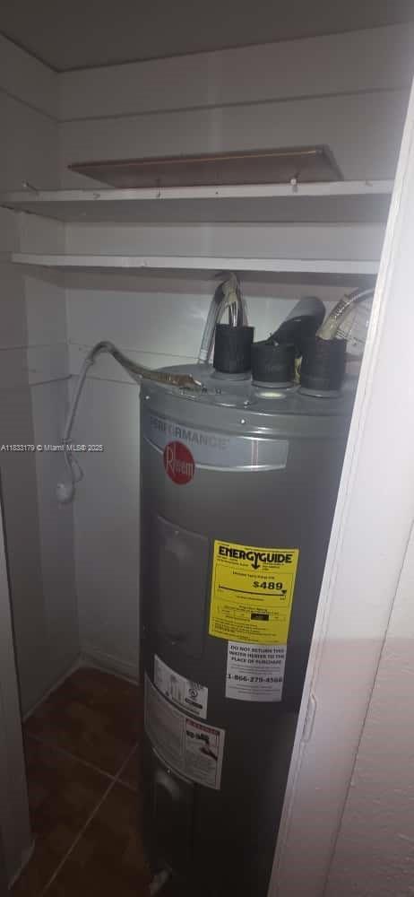 CORAL BAY MANOR - Residential Lease