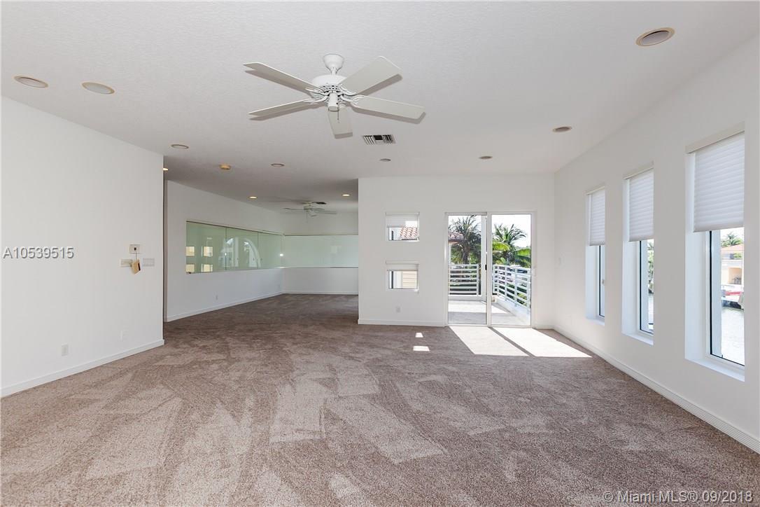 Seven Isles - Residential