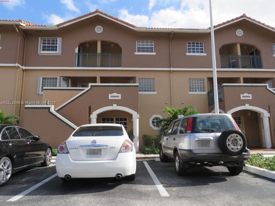 Beautiful 2 bedrooms 2 bath. Split level condo, centrally located around A schools. Safe community and great value. Perfect investment property or for first time buyers. Exclusive Blossoms in the Hammocks community. All appliances are included except microwave. Tenant willing to stay, excellent for investors. Association fee includes water, and outdoor maintenance.