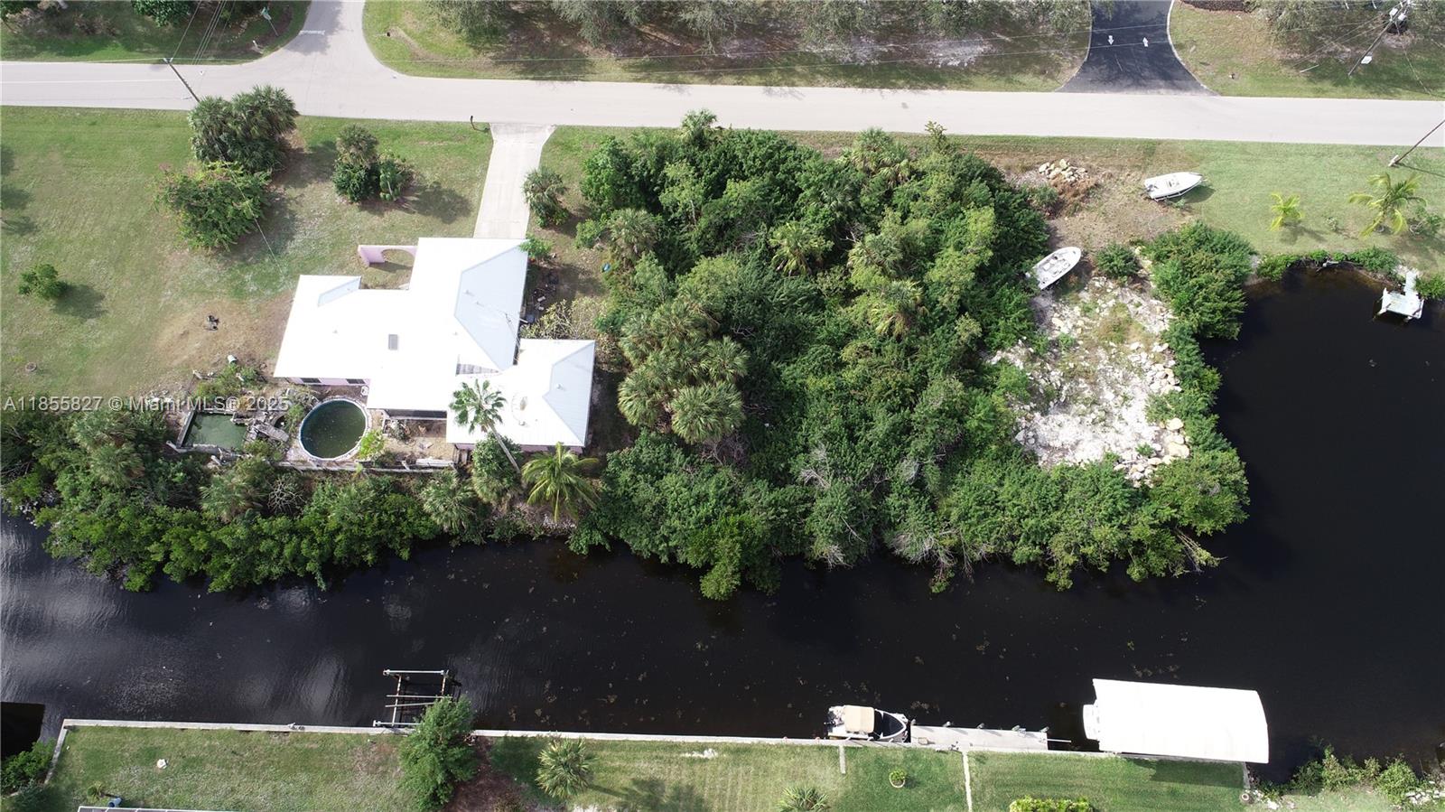 4114 PALM DR