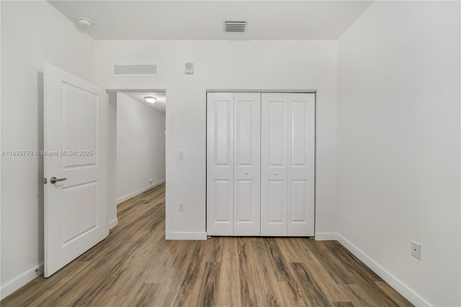 CENTURY PARK SOUTH - Residential Lease