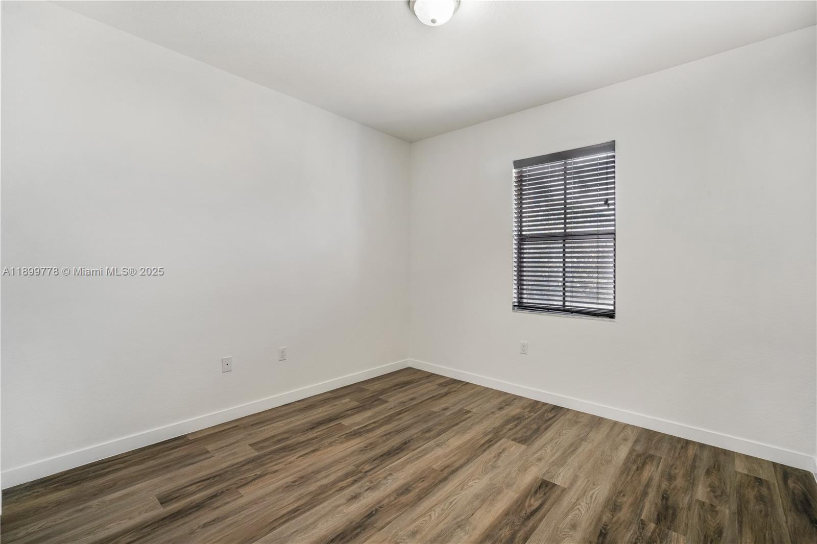 CENTURY PARK SOUTH - Residential Lease