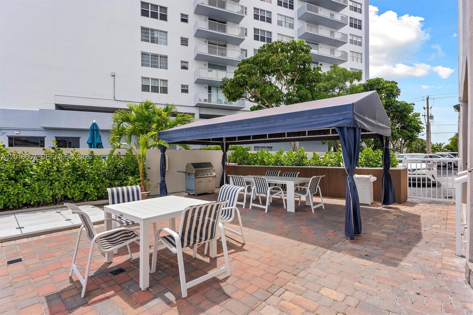 DORSEY ARMS CONDO - Residential