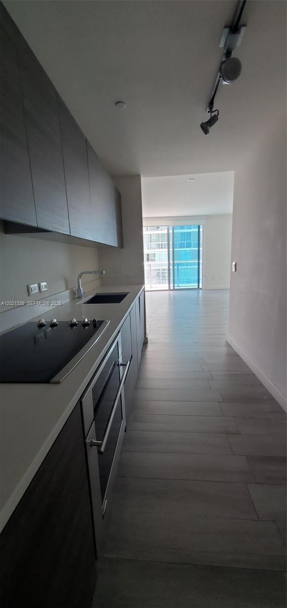 1100 S MIAMI AV 1705