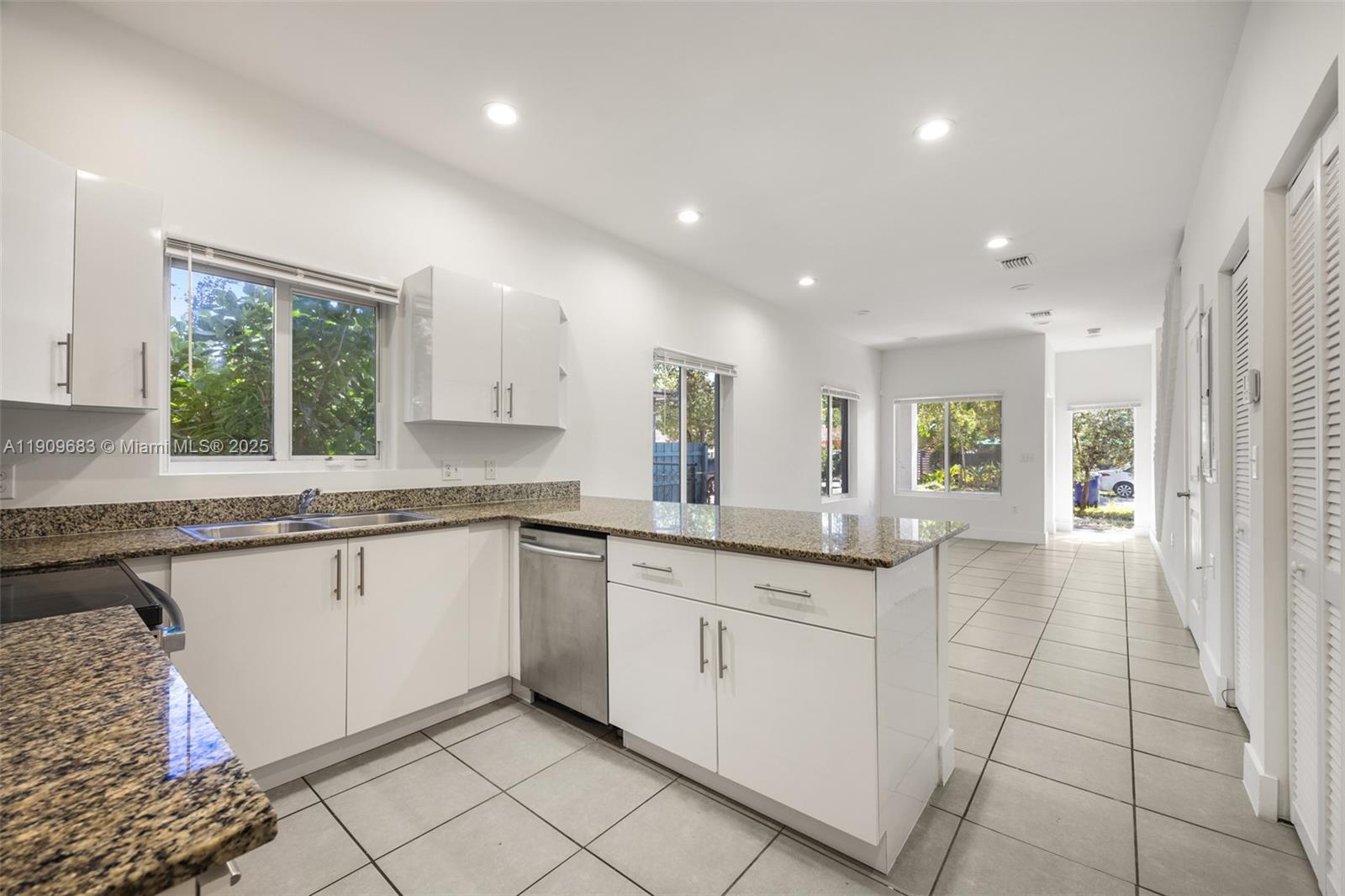 PRAMAR - Residential Income