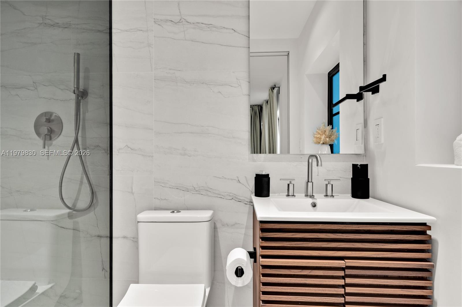 CORAL RIDGE GALT ADD - Residential Lease