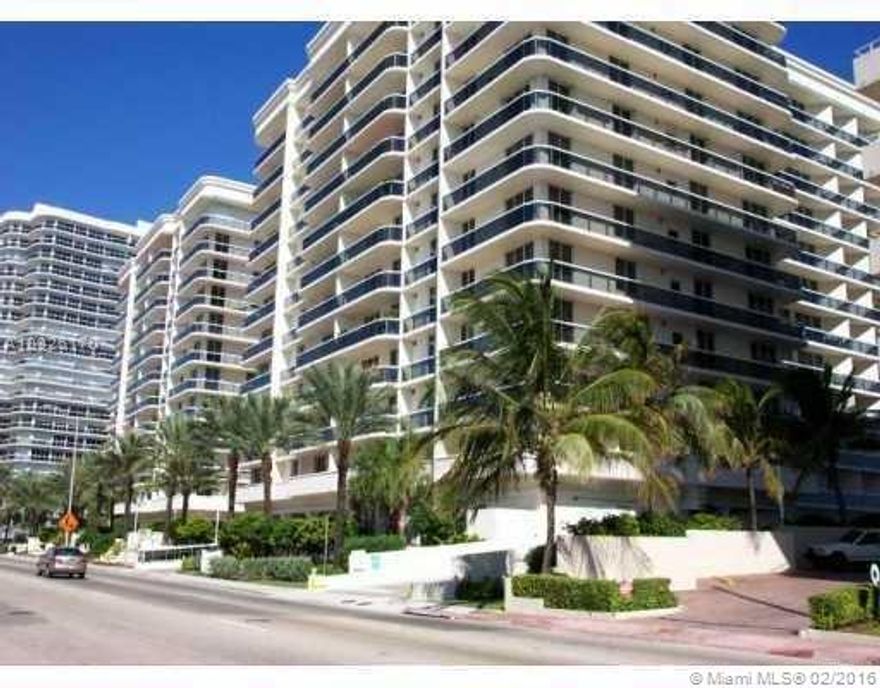 EXQUISITE 2 BED, 2 BATH UNIT AT LUXURIOUS SOLIMAR FEATURING PRIVATE ELEVATOR,TRAVERTINE FLOORS THROUGHOUT. AMENITIES INCLUDE BEACH AND POOL SERVICE, 24 HR SECURITY, VALET AND LARGE GYM. WALK ACROSS THE STREET TO BAL HARBOUR SHOPS, RESTAURANT AND MORE. TENANT OCCUPIED, 24 HOUR  NOTICE FOR SHOWINGS. LOWEST PRICED UNIT AT SOLIMAR.