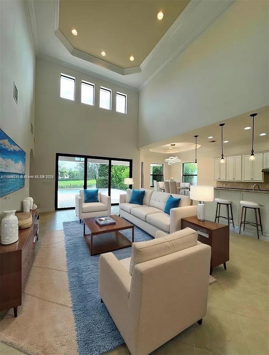 PARKLAND GOLF AND COUNTRY - Residential