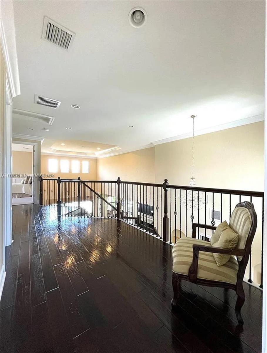 PARKLAND GOLF AND COUNTRY - Residential
