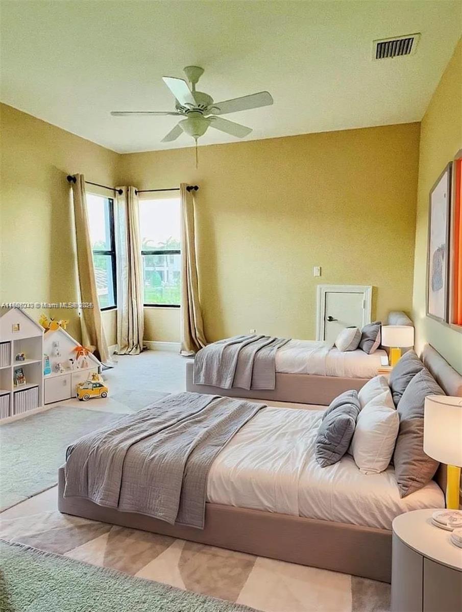 PARKLAND GOLF AND COUNTRY - Residential