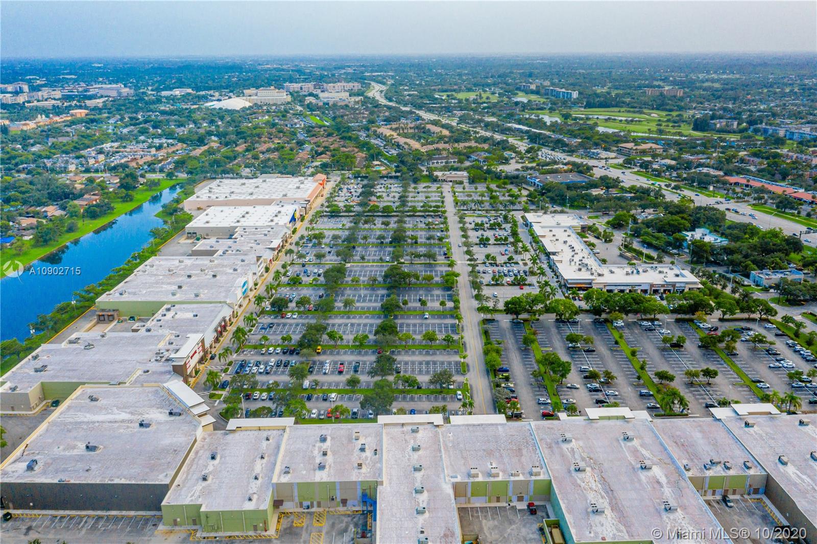 BOGGS COUNTRY ACRES - Land