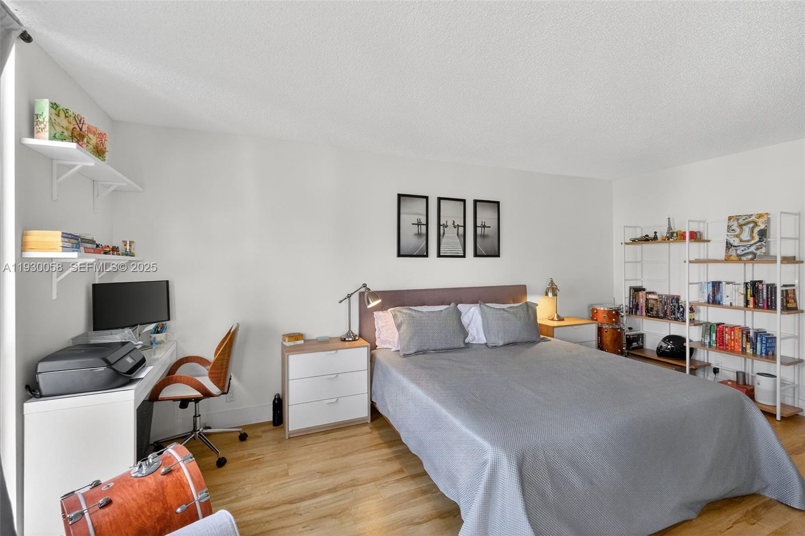 HARBOR TWS AT THE WATERWA - Residential