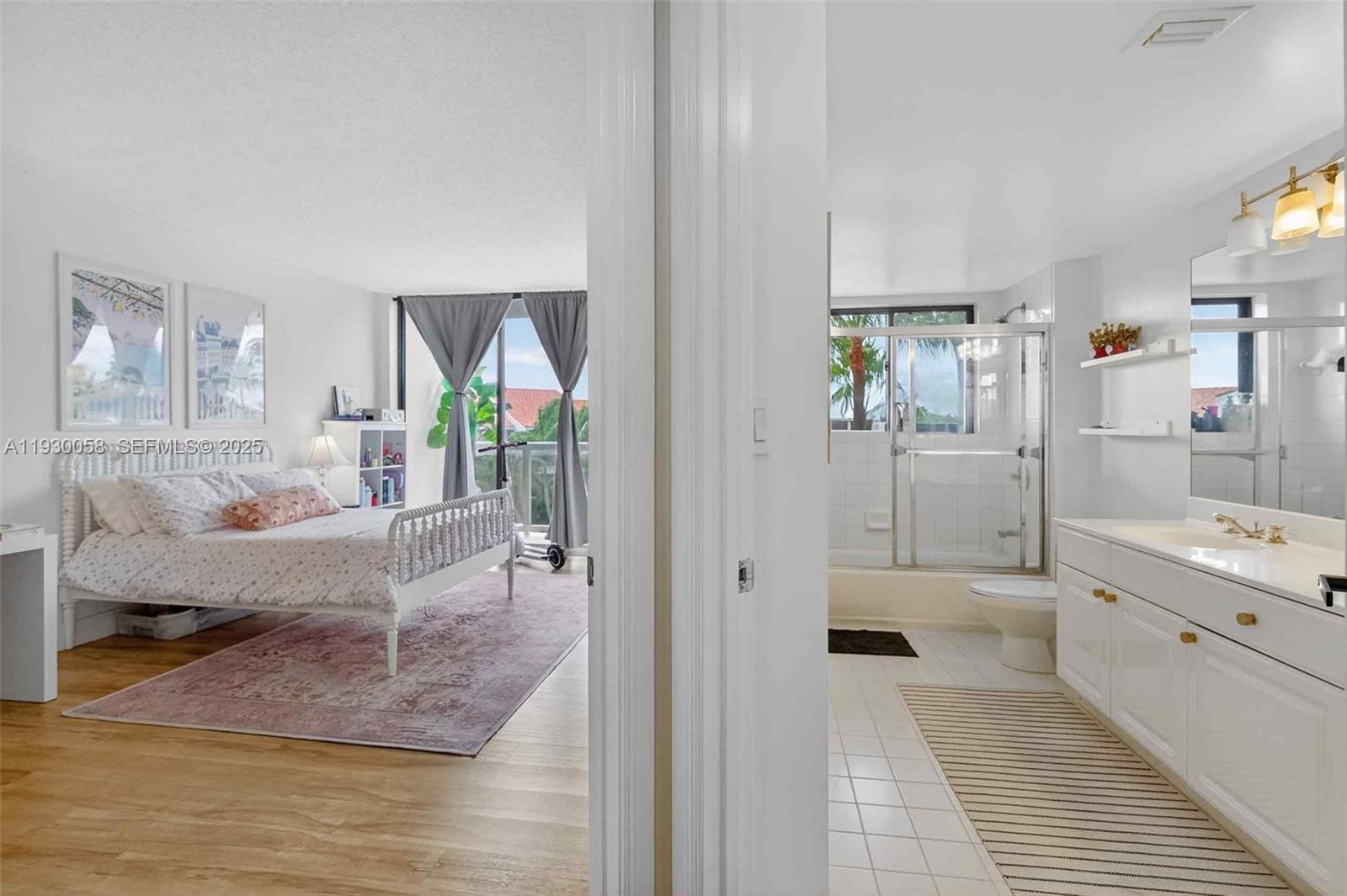 HARBOR TWS AT THE WATERWA - Residential