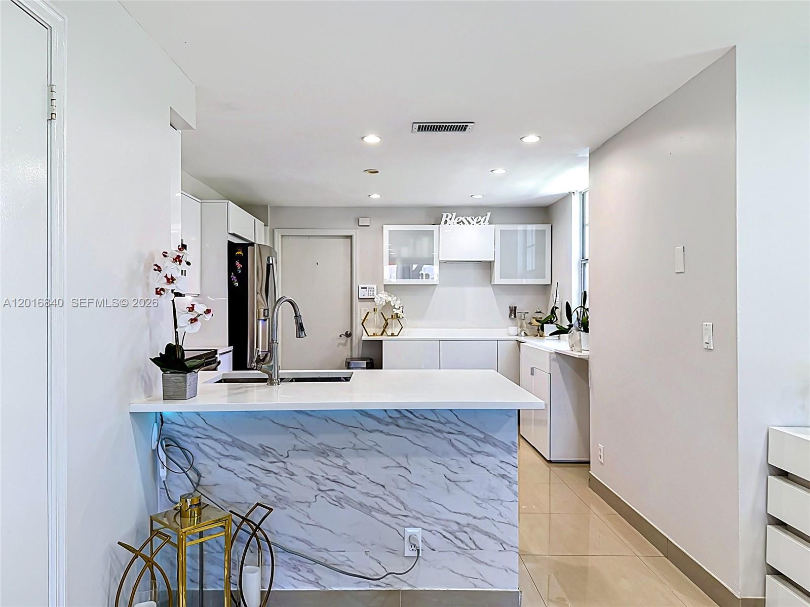 SECTORS 3 & 4 BOUNDARY PL - Residential