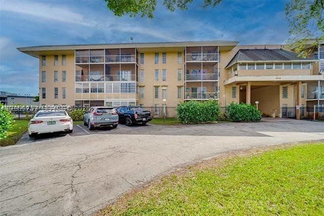 4848 NW 24th Ct 230