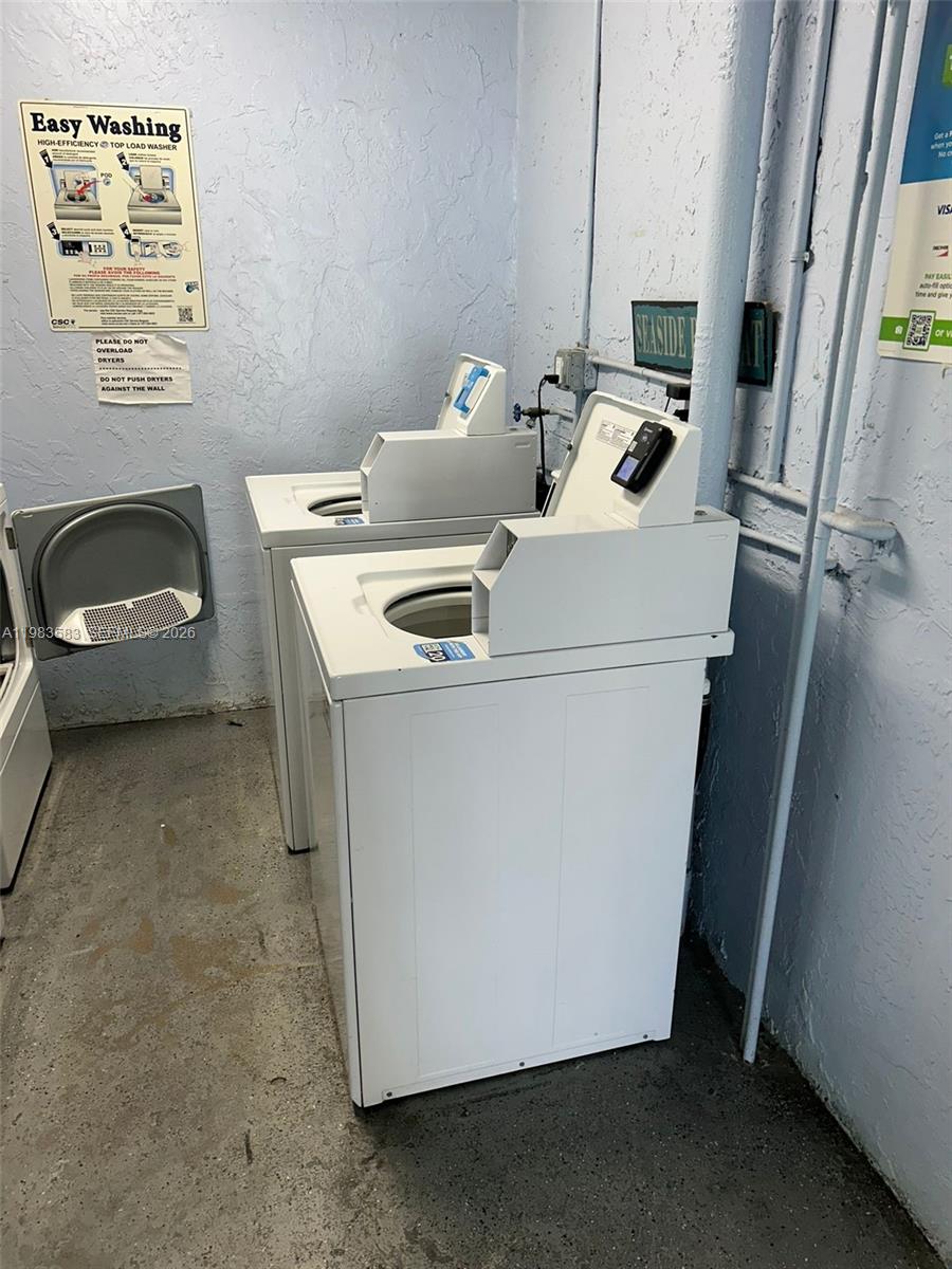 PALM VILLAGE CLUB CONDO - Residential