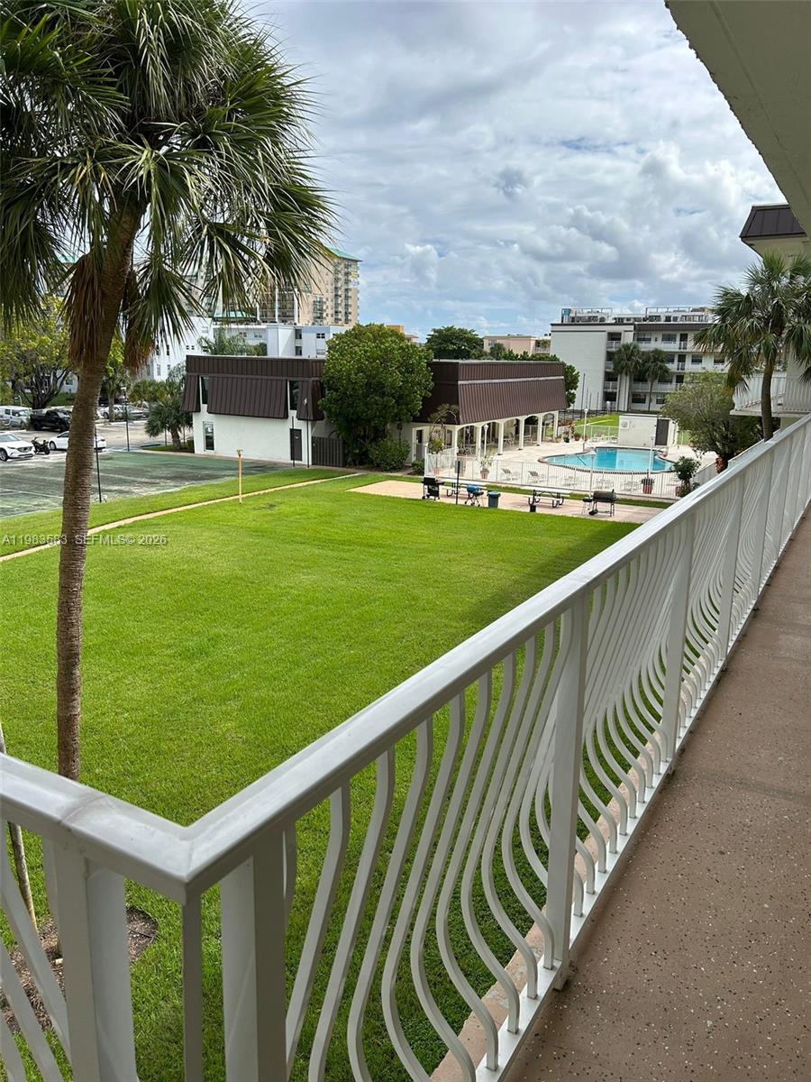 PALM VILLAGE CLUB CONDO - Residential