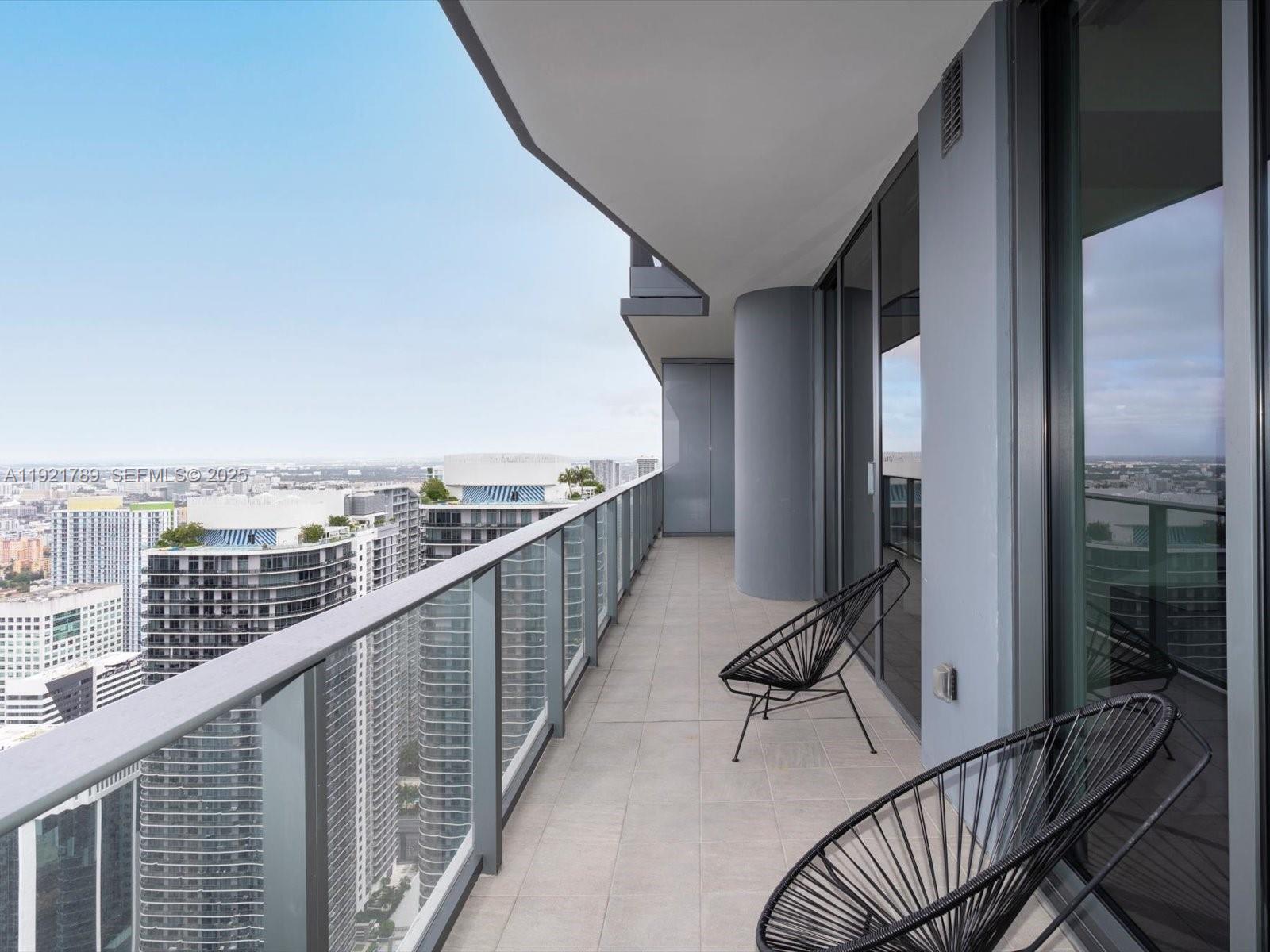 1000 Brickell Plz PH5706
