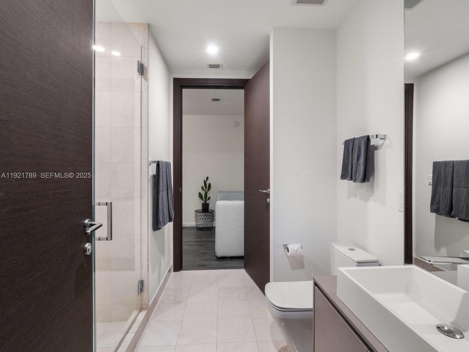 BRICKELL FLATIRON CONDO - Residential