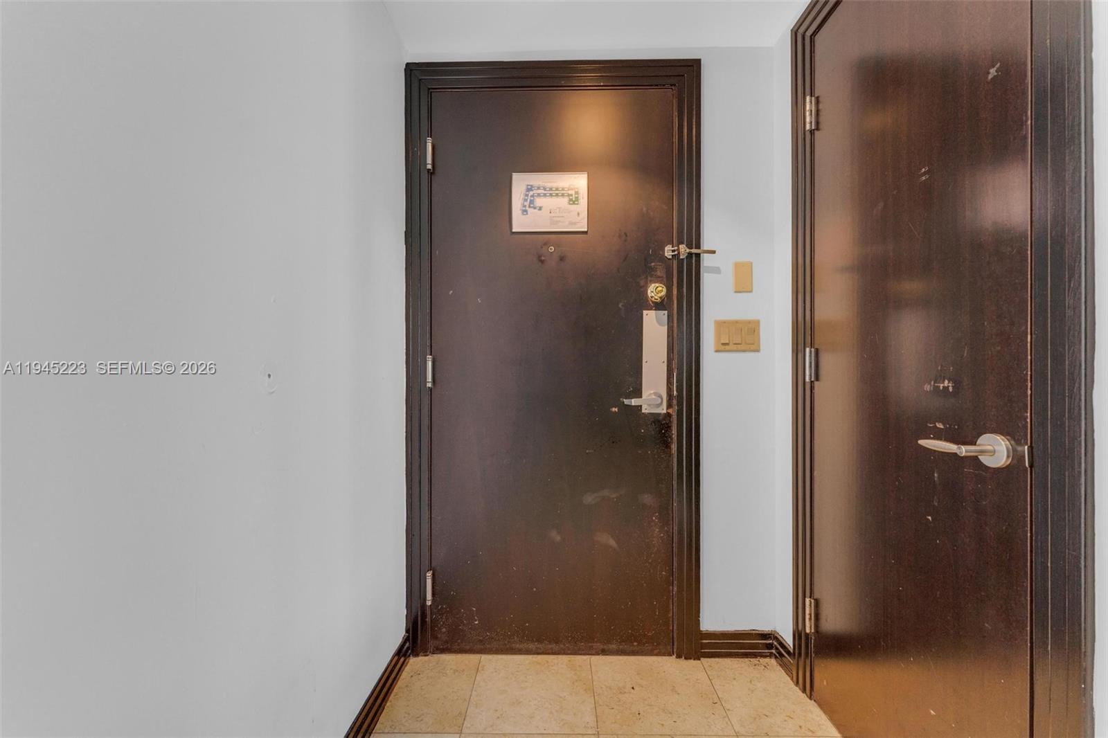 DE SOLEIL S BCH RESIDENTI - Residential