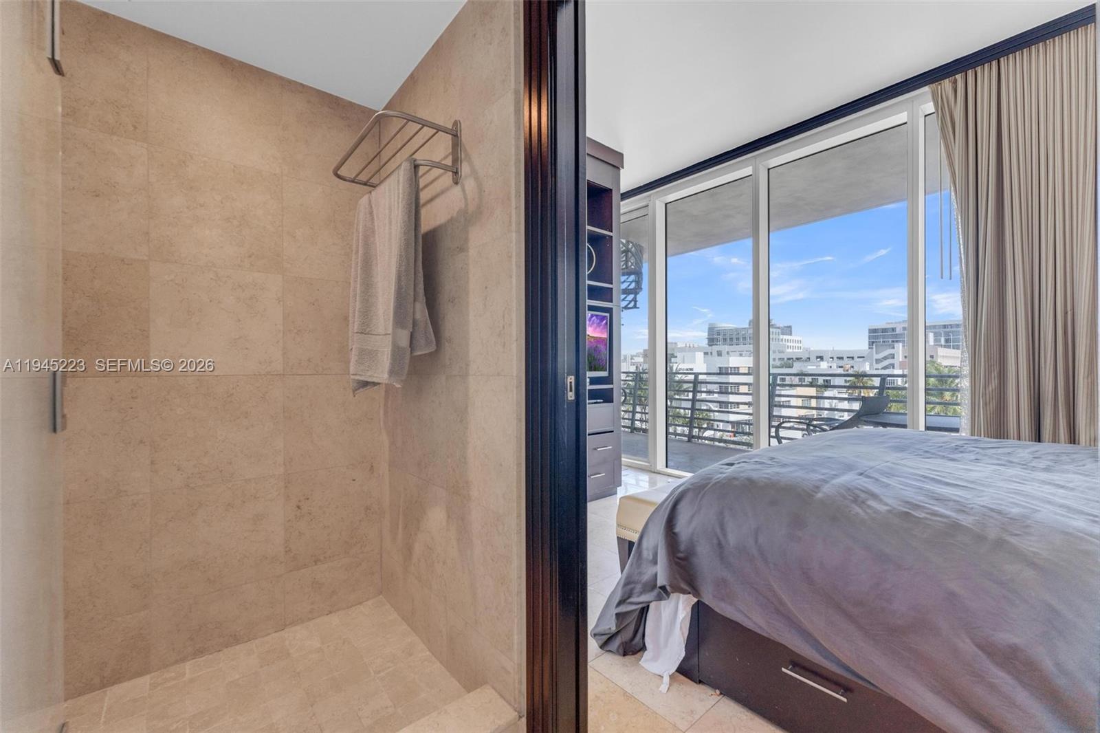 DE SOLEIL S BCH RESIDENTI - Residential