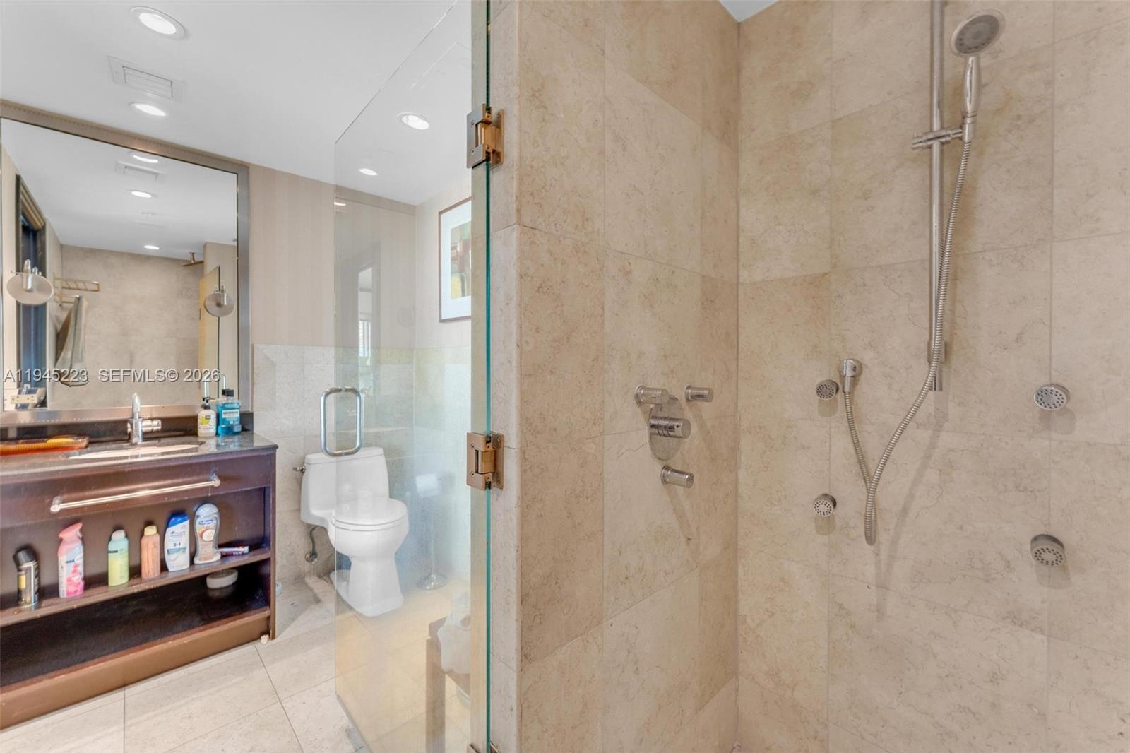 DE SOLEIL S BCH RESIDENTI - Residential