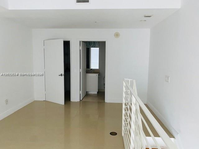 INFINITY AT BRICKELL COND - Residential