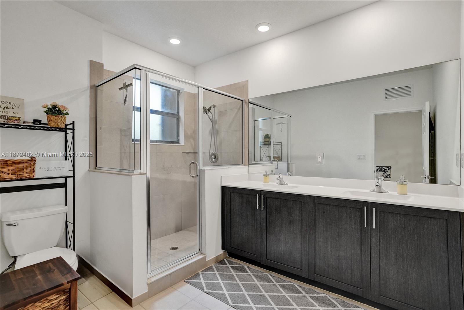 STELLAR PEMBROKE PINES - Residential