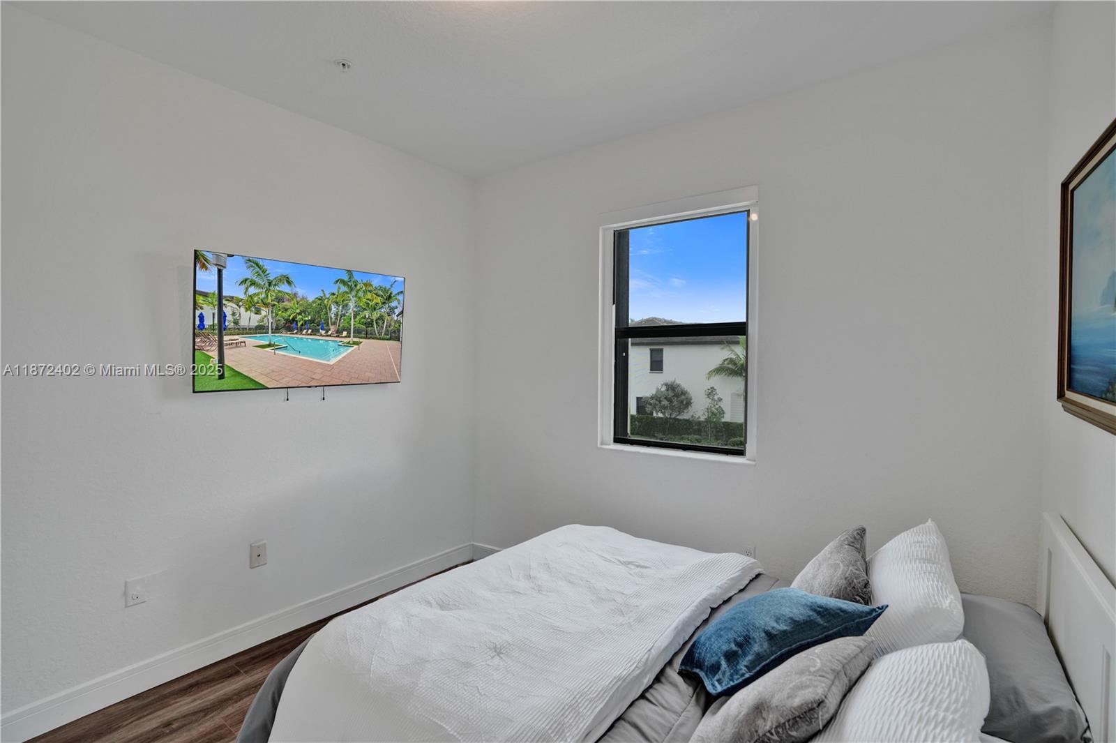 STELLAR PEMBROKE PINES - Residential