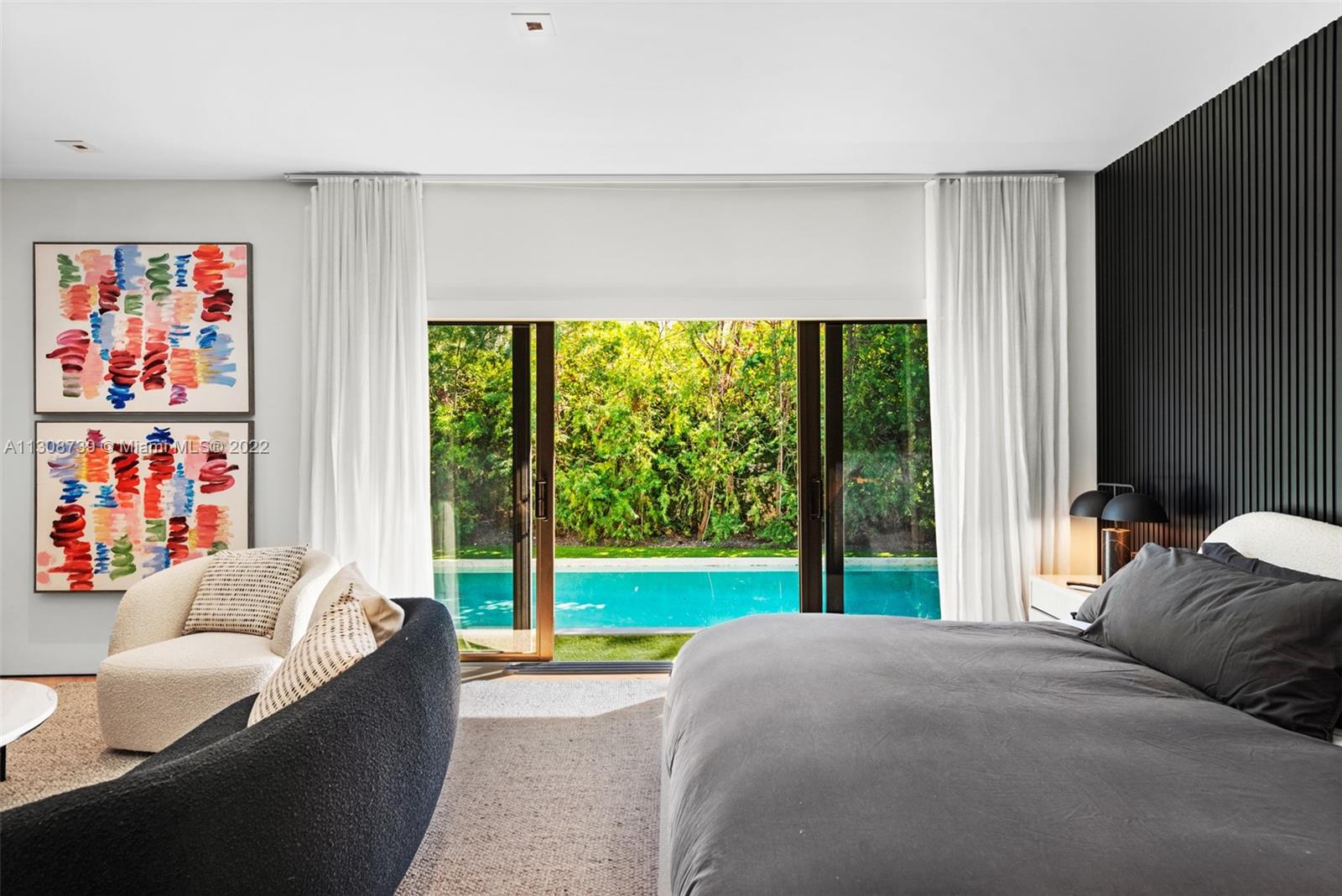 SUNSET LAKE - Residential