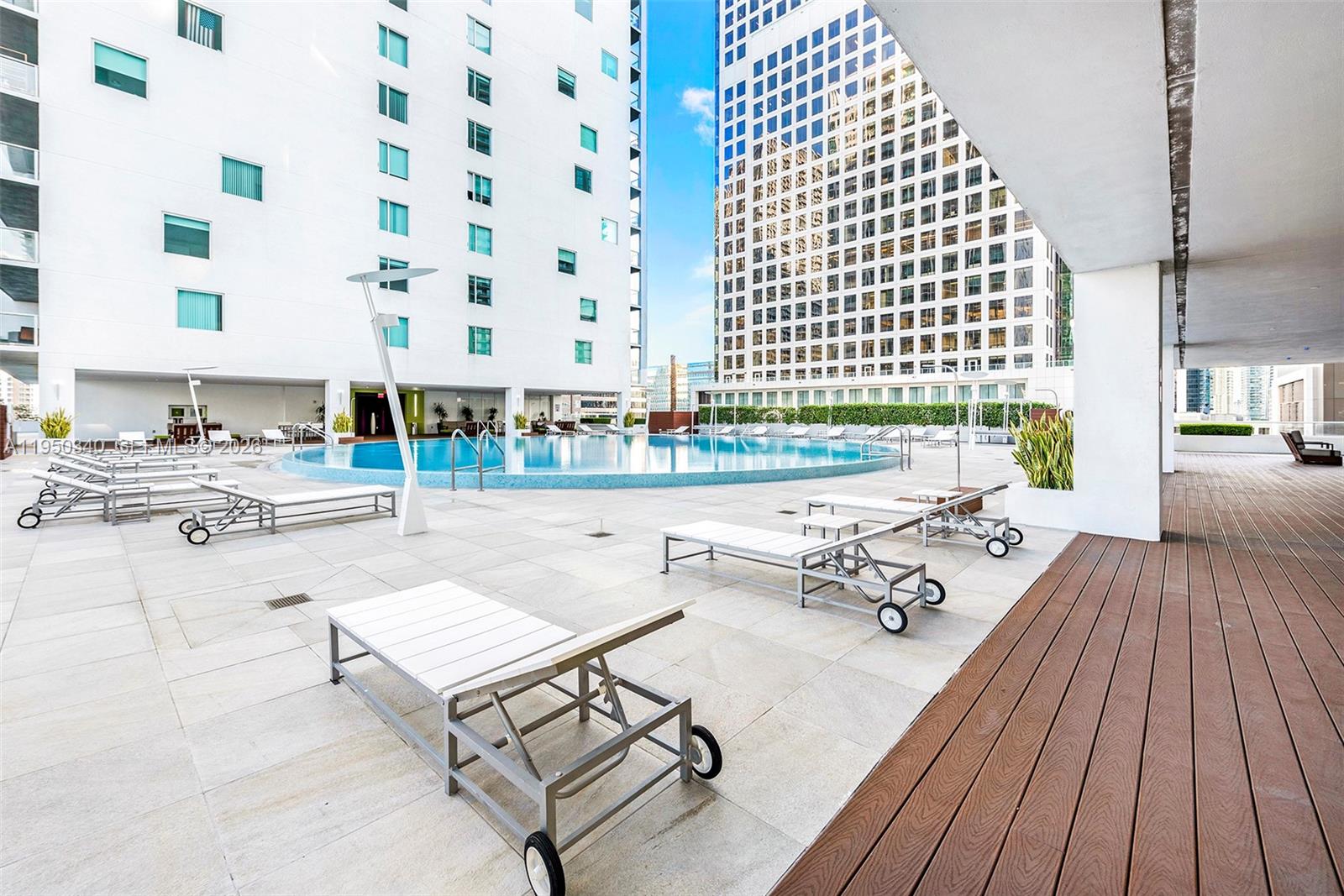 500 BRICKELL EAST CONDO - Residential