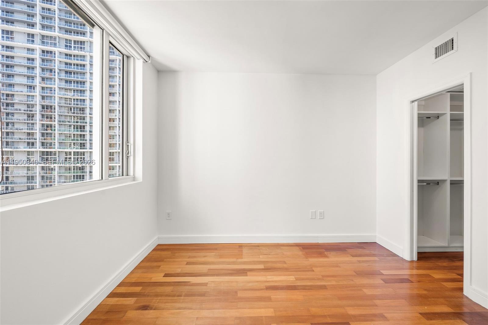 500 BRICKELL EAST CONDO - Residential