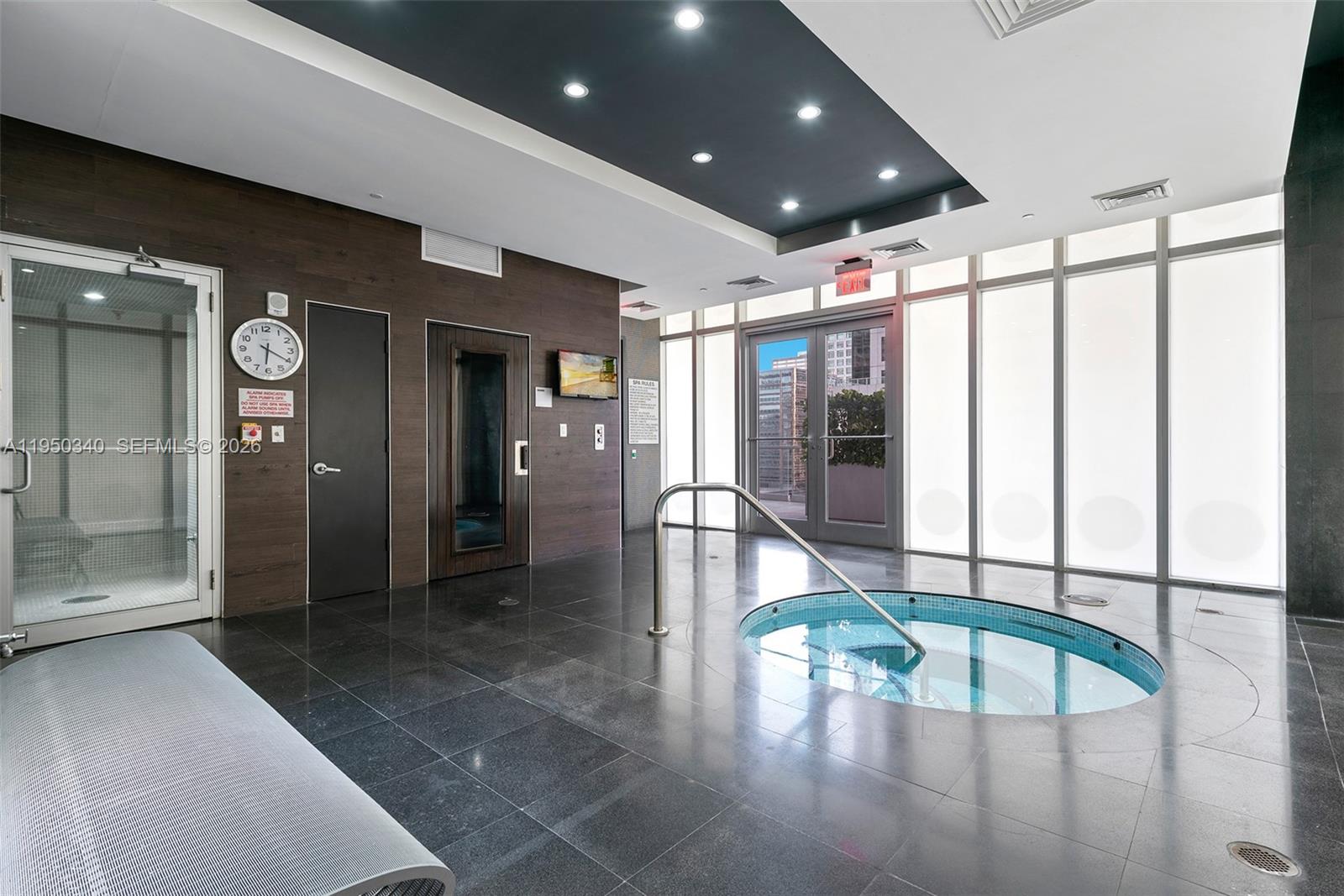 500 BRICKELL EAST CONDO - Residential