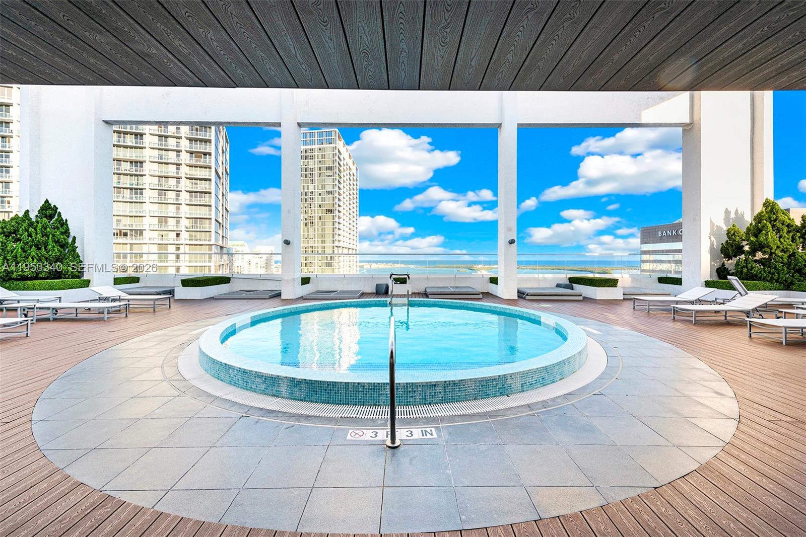 500 BRICKELL EAST CONDO - Residential