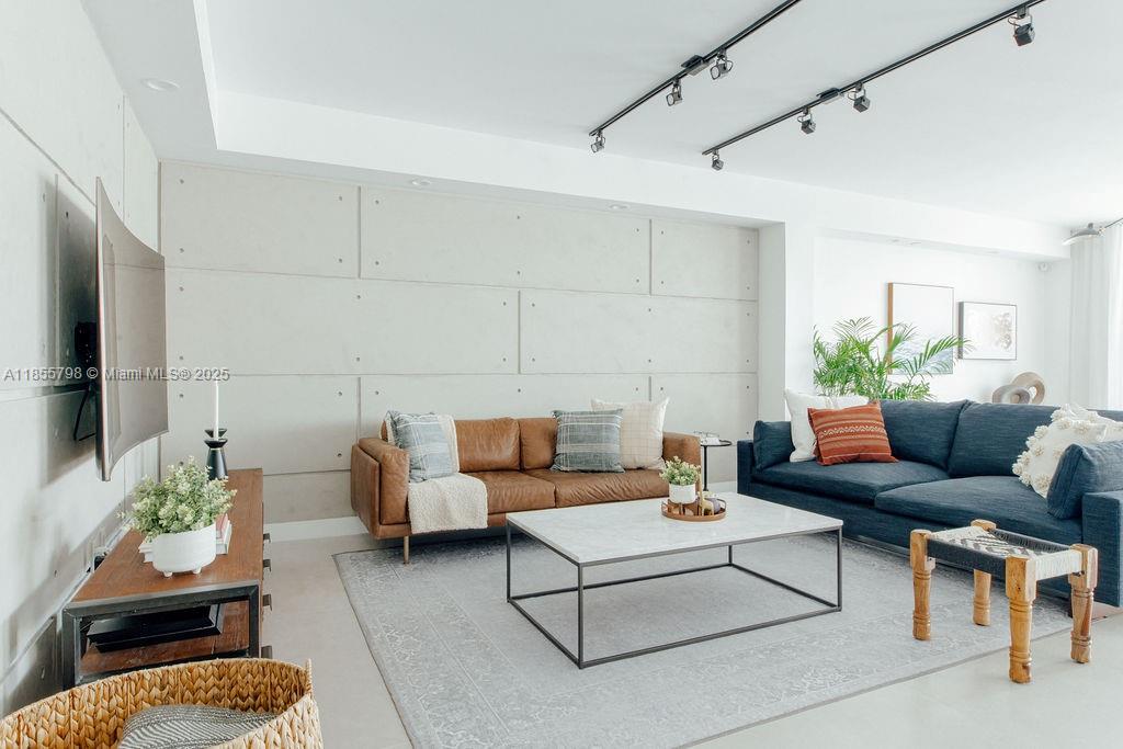 Amazing unit in Peninsula II. Completely remodeled with 3,100 SF + 3 private parking spaces included. Unit features 3 bed + 3.5 bath + Den. Fully furnished. Also available for sale #A11790150. Ready to move in 01/01/2026