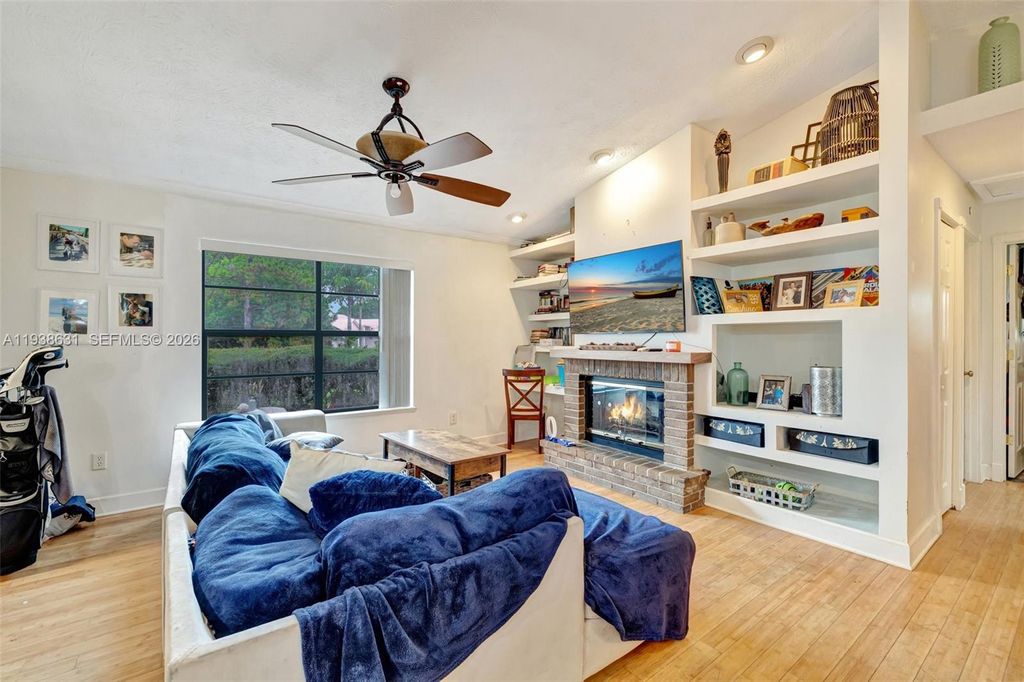 Photo of 717 SW Aster Rd, Port St Lucie, FL 34953 (MLS # A11938631)