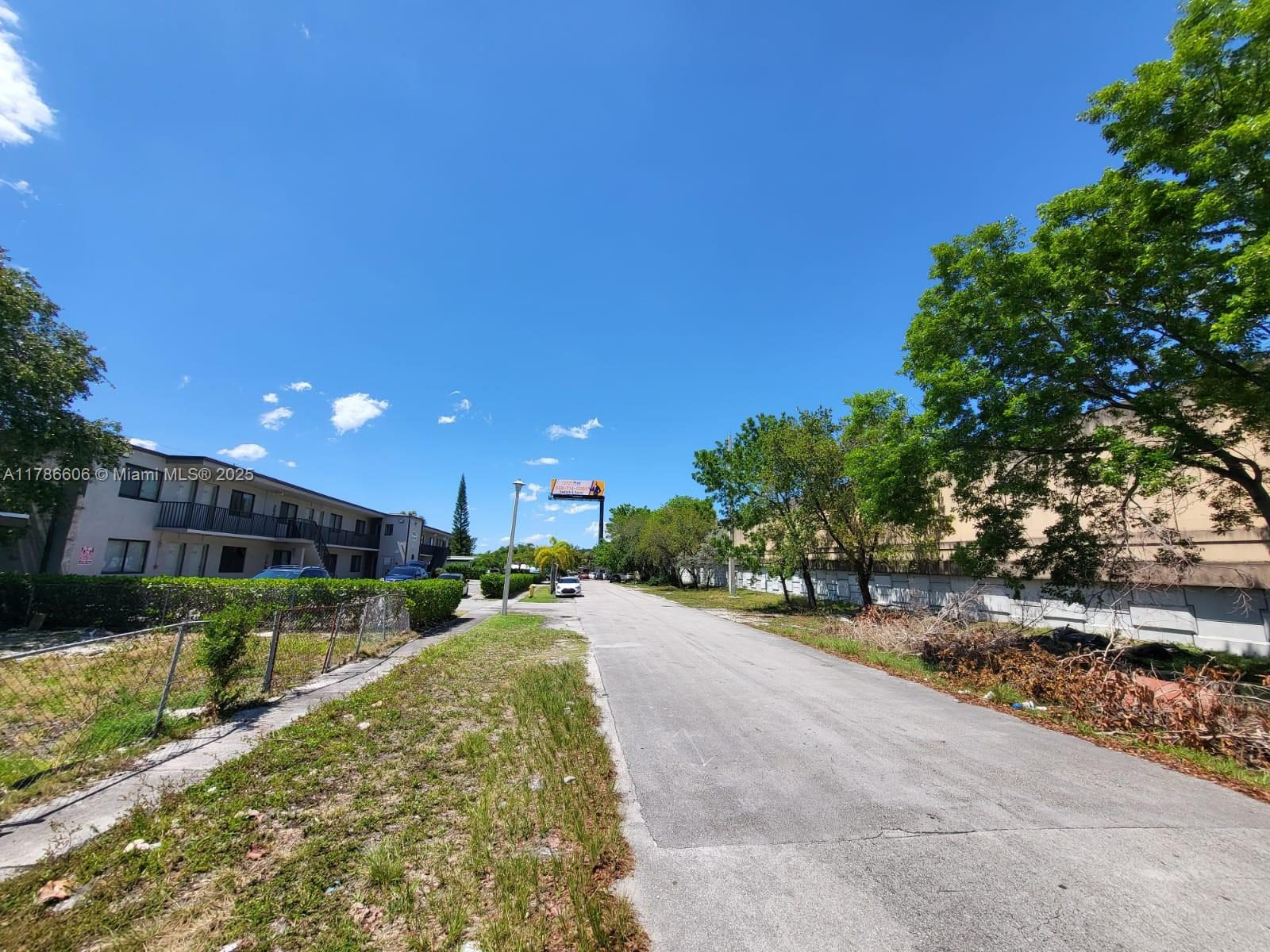 14100 NW 6th Ct