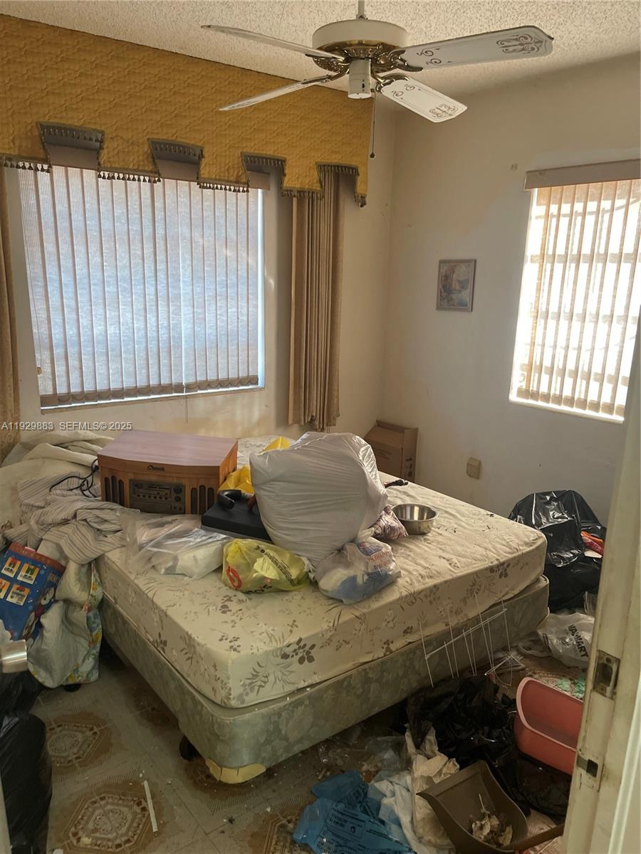 GRAPELAND CENTER - Residential