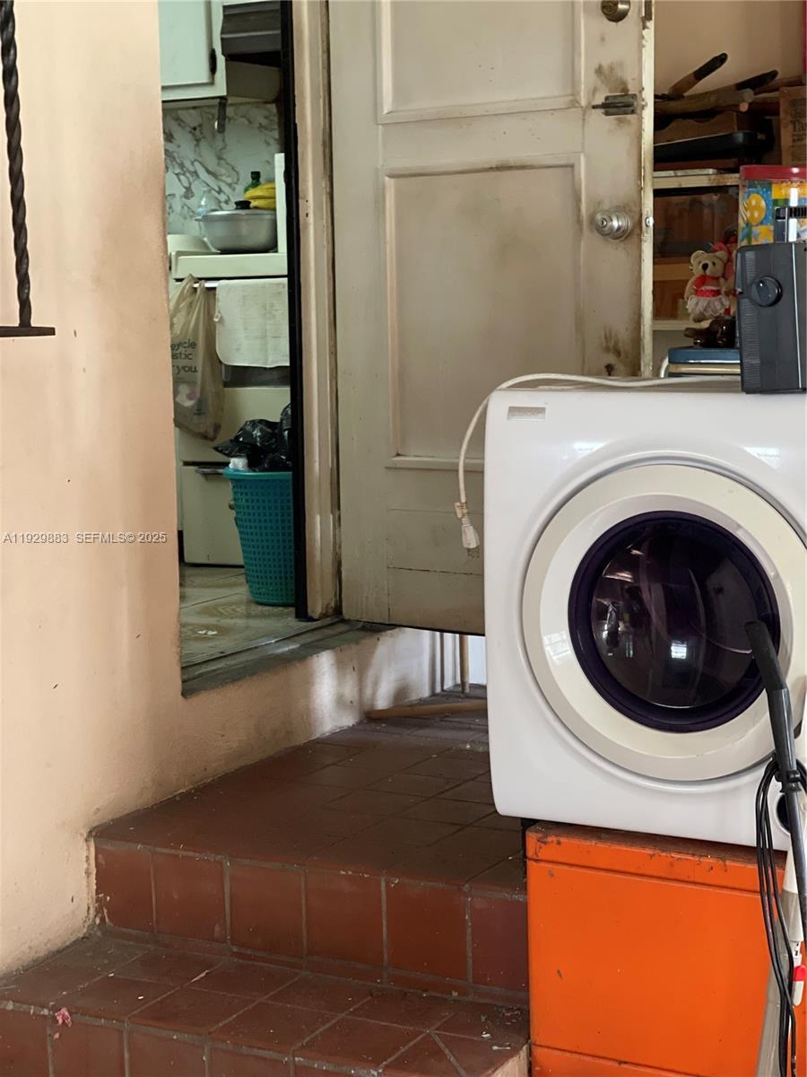 GRAPELAND CENTER - Residential