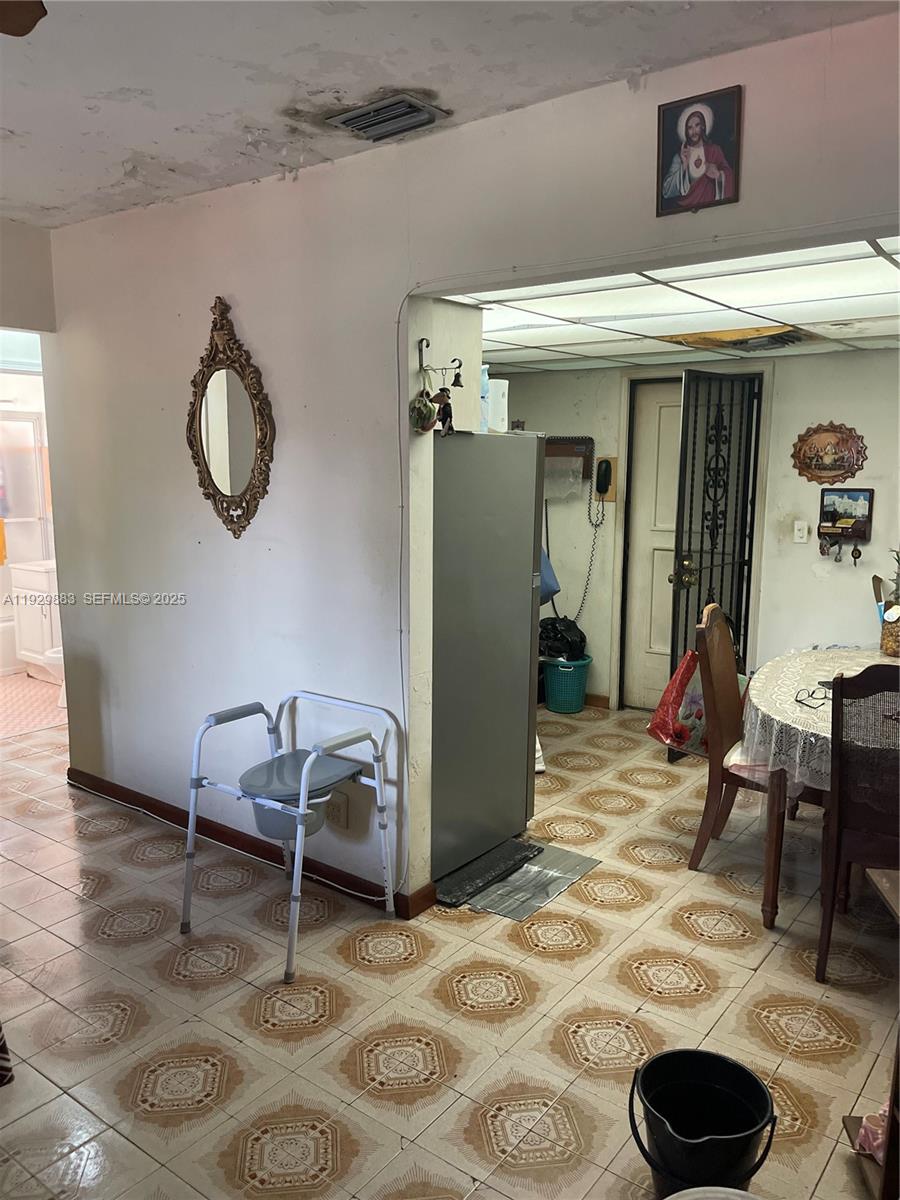 GRAPELAND CENTER - Residential