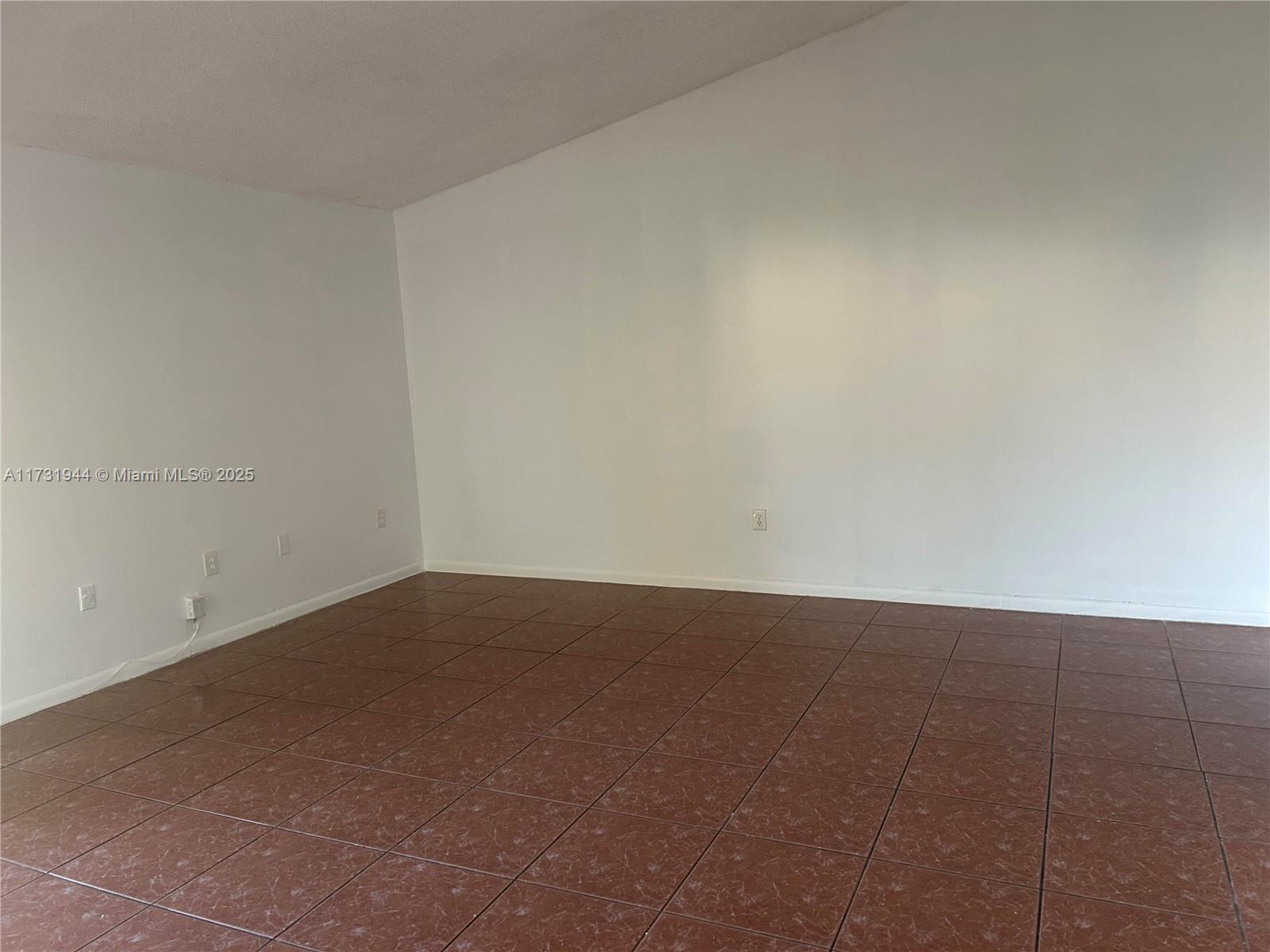 SIERRA RIDGE CONDO B - Residential