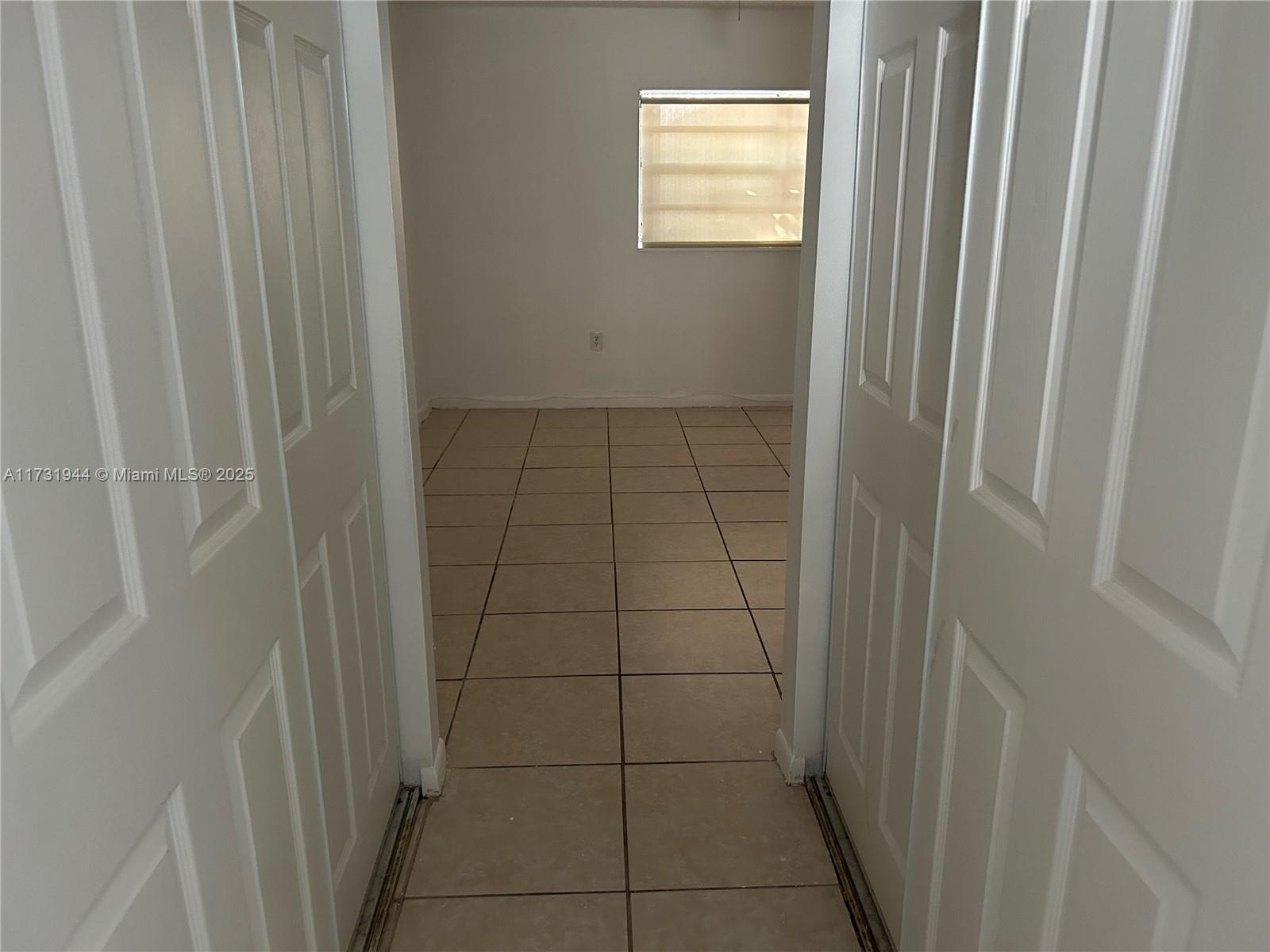 SIERRA RIDGE CONDO B - Residential